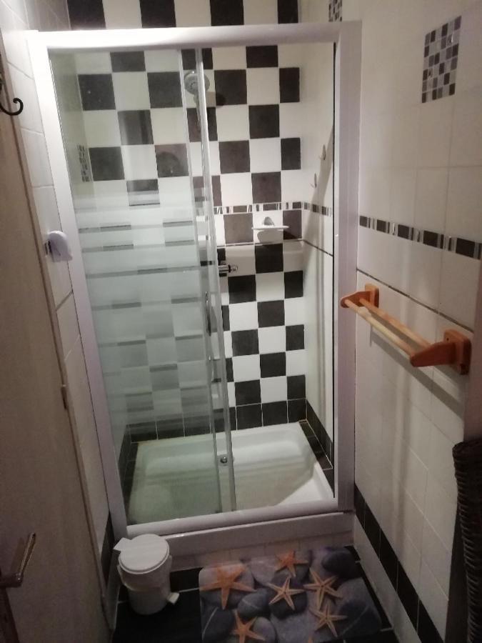 Hotel & Restaurant Le Chalvet Embrun Esterno foto