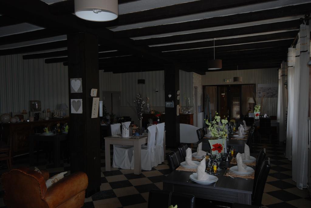 Hotel & Restaurant Le Chalvet Embrun Esterno foto